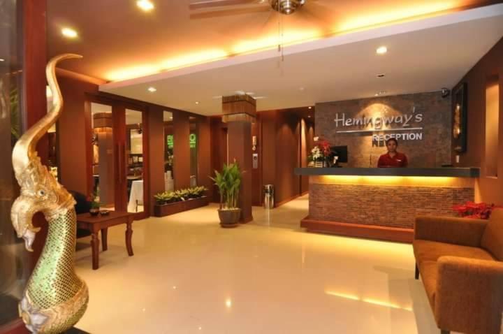 Hemingway'S Hotel Patong 外观 照片