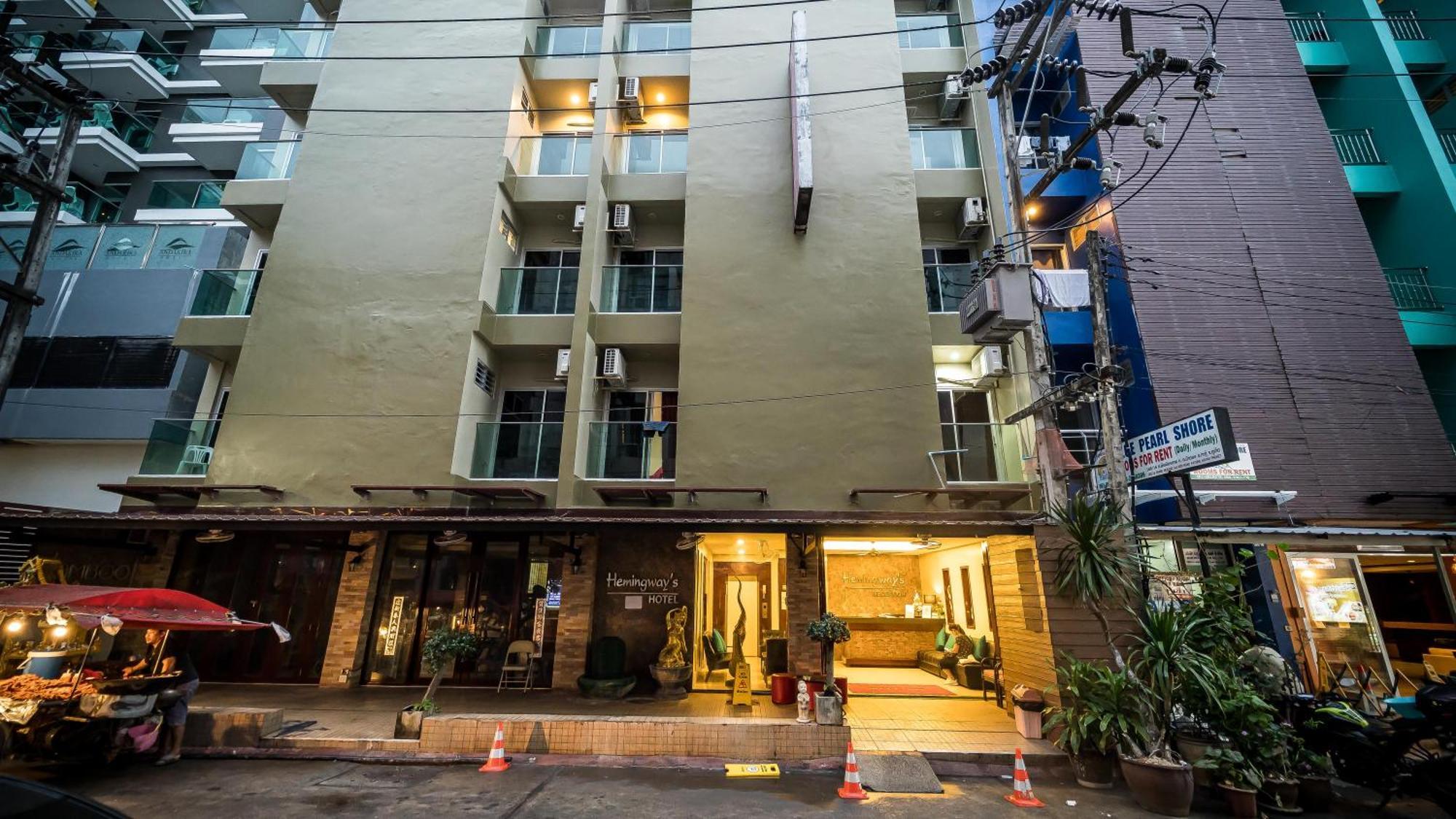 Hemingway'S Hotel Patong 外观 照片